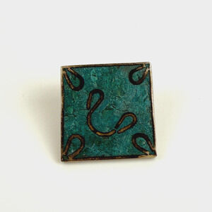 Vintage Sterling Silver Inlaid Crushed Turquoise Pendant Bolo Tie? Bull Design?